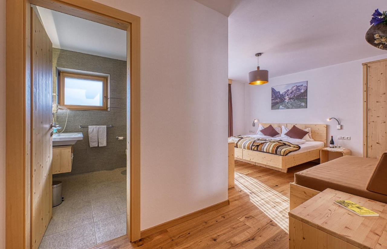 Garni Appartments Helvetia Villabassa Exterior photo